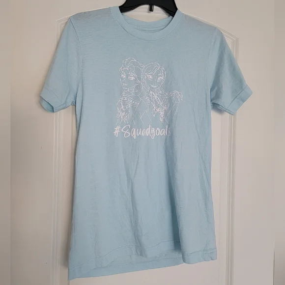 Set of 10 Disney Parks Walt Disney World Graphic Tees Size Medium - Picture 10 of 12